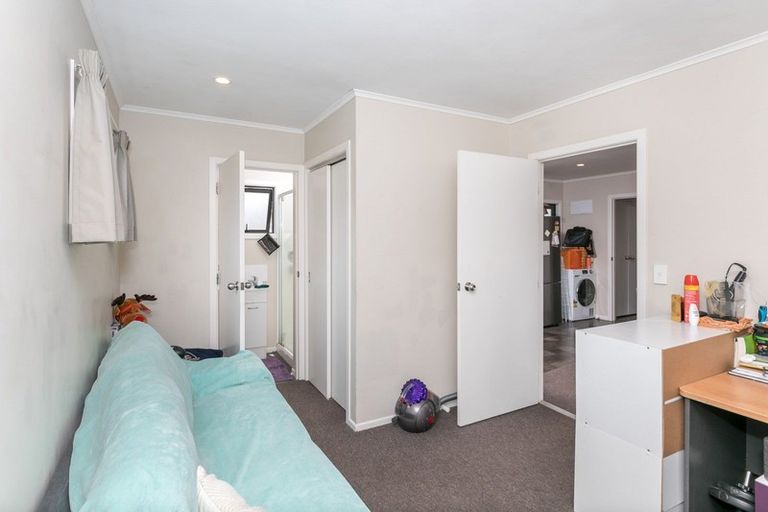 Photo of property in 2 Panair Crescent, Hillcrest, Hamilton, 3216