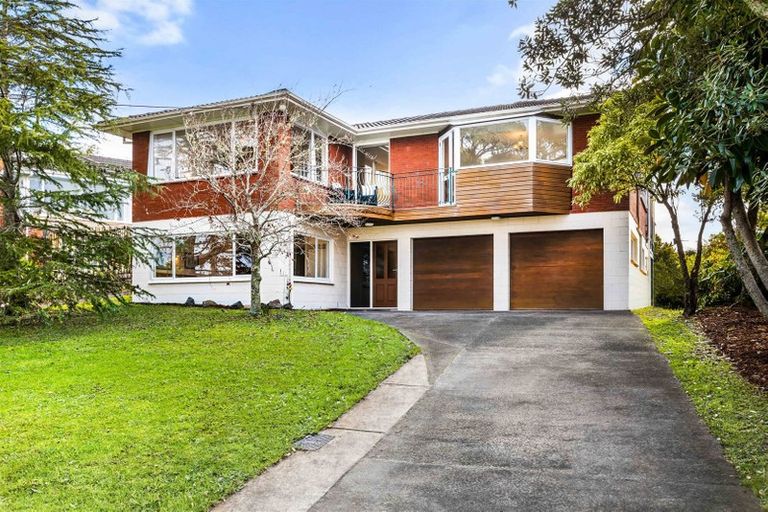 Photo of property in 113 Tiroroa Avenue, Te Atatu South, Auckland, 0610