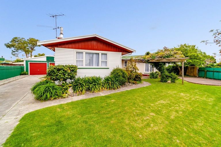 Photo of property in 21 Osler Street, Wairoa, 4108