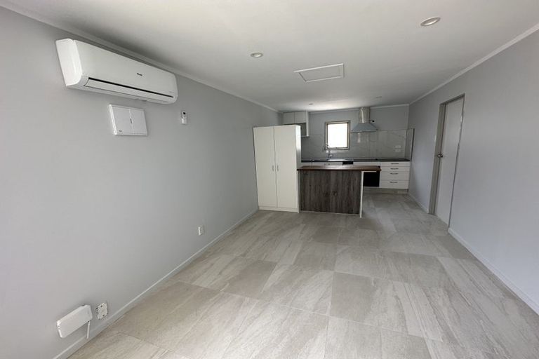 Photo of property in 91a Gossamer Drive, Pakuranga Heights, Auckland, 2010