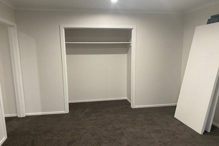 Photo of property in 6a-6b Oswald Place, Stratford, 4332