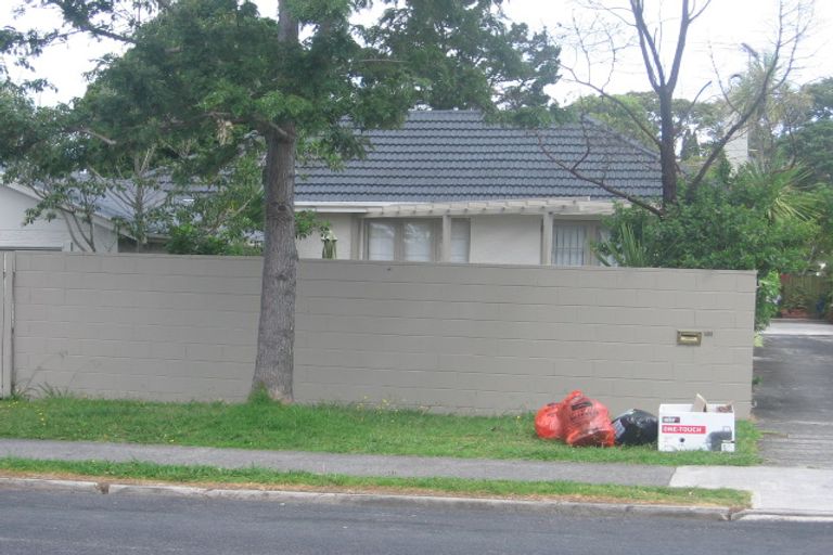 Photo of property in 1/101 Nile Road, Milford, Auckland, 0620