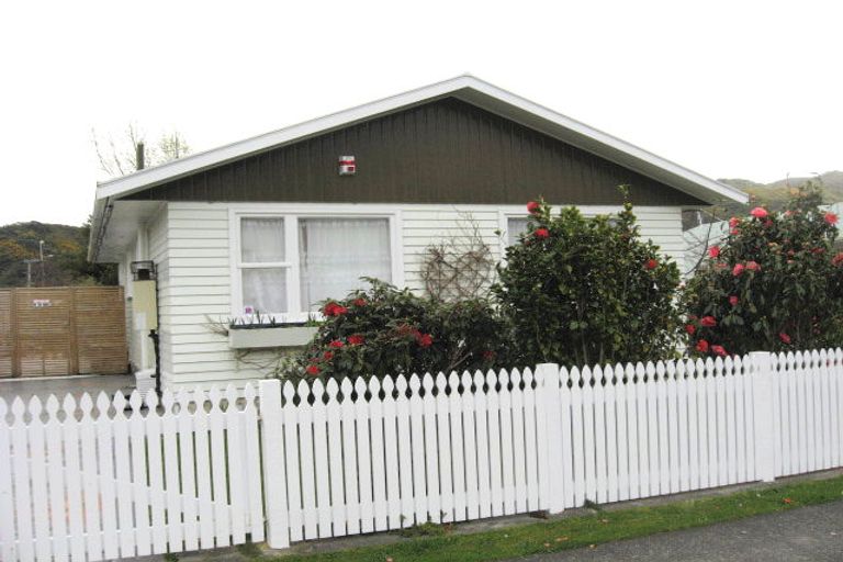 Photo of property in 23 Berkeley Road, Wainuiomata, Lower Hutt, 5014