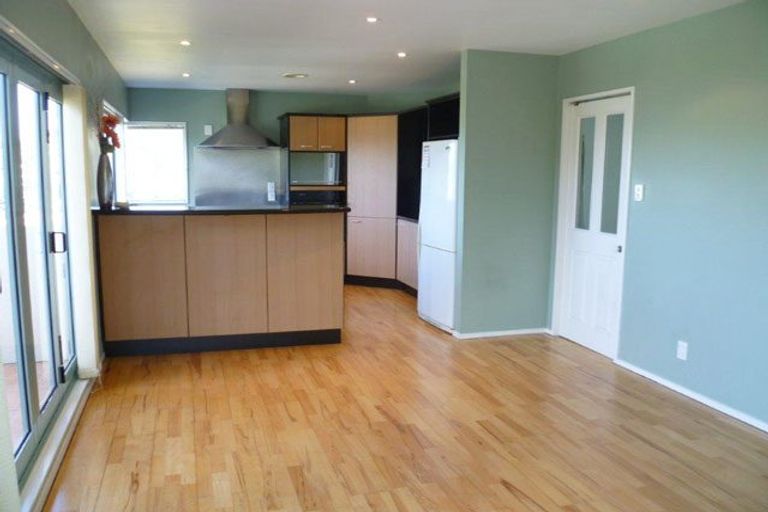 Photo of property in 1 Cavalry Close, Crofton Downs, Wellington, 6035