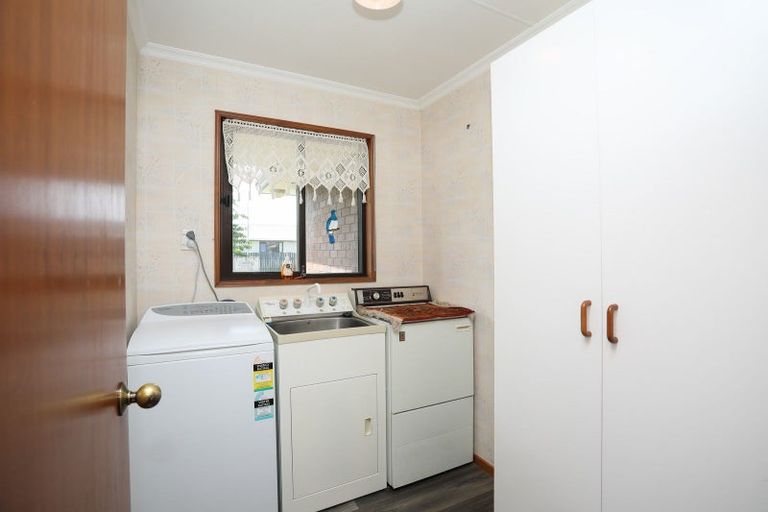 Photo of property in 1 Munro Street, Waikiwi, Invercargill, 9810