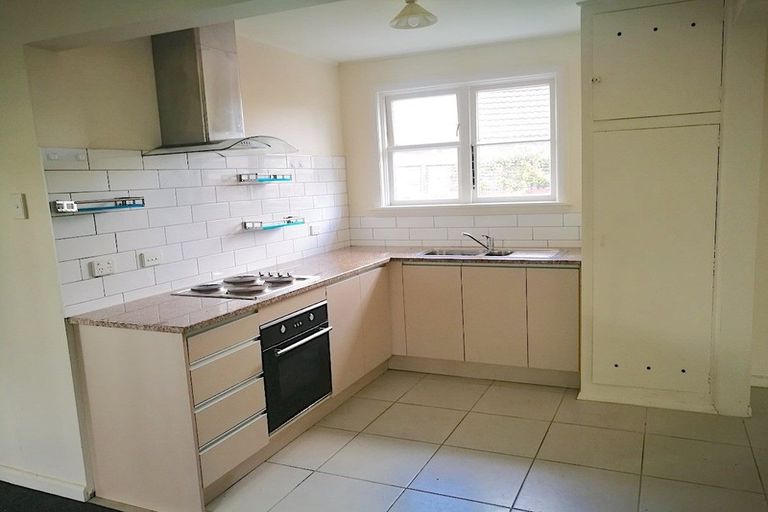 Photo of property in 15 Truman Road, Bryndwr, Christchurch, 8053