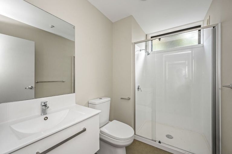 Photo of property in 1/69 Mckenzie Road, Mangere Bridge, Auckland, 2022