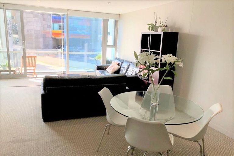 Photo of property in Portal Apartments, 1a/42 Cable Street, Te Aro, Wellington, 6011