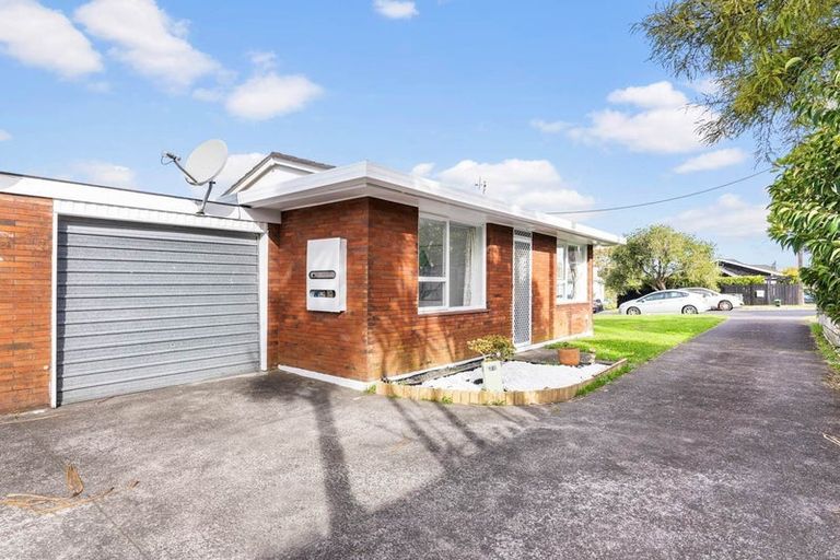 Photo of property in 1/6 Akehurst Avenue, New Lynn, Auckland, 0600