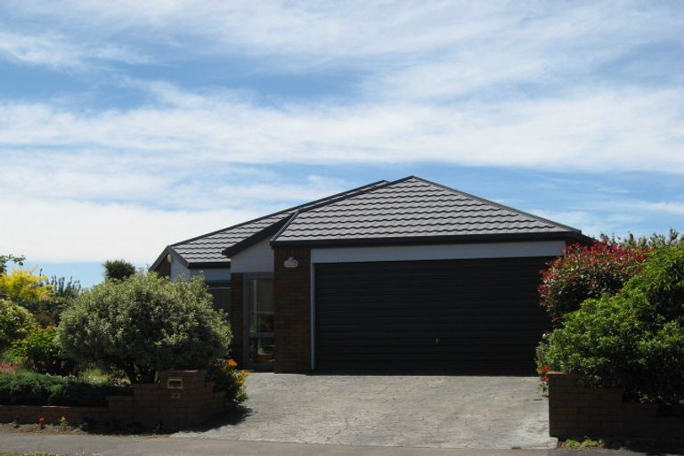 Photo of property in 23 Berkshire Drive, Avonhead, Christchurch, 8042