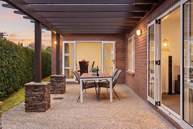 Photo of property in 1 Malbec Place, Huapai, Kumeu, 0810