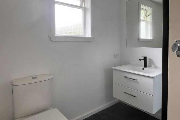 Photo of property in 11 Van Asch Street, Sumner, Christchurch, 8081