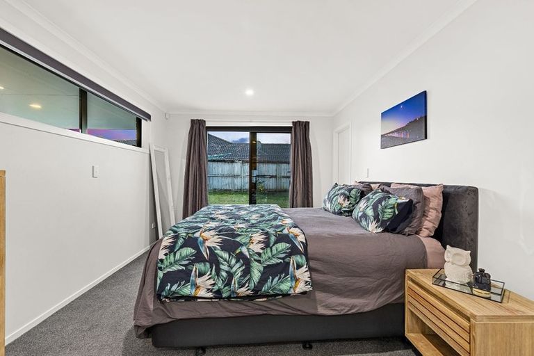 Photo of property in 15 Gemscott Crescent, Huapai, Kumeu, 0810