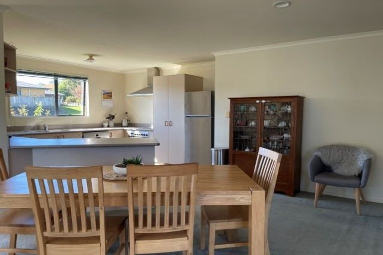 Photo of property in 22 Oteki Park Drive, Welcome Bay, Tauranga, 3112