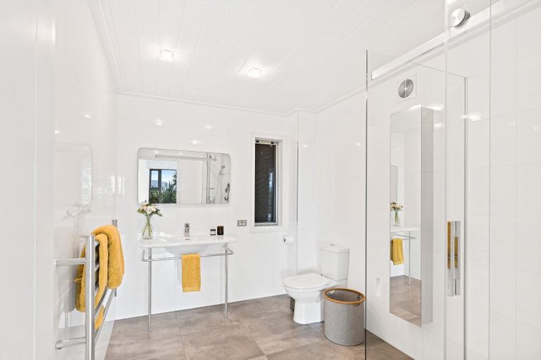 Photo of property in 28 Matheson Bush Road, Leigh, 0985