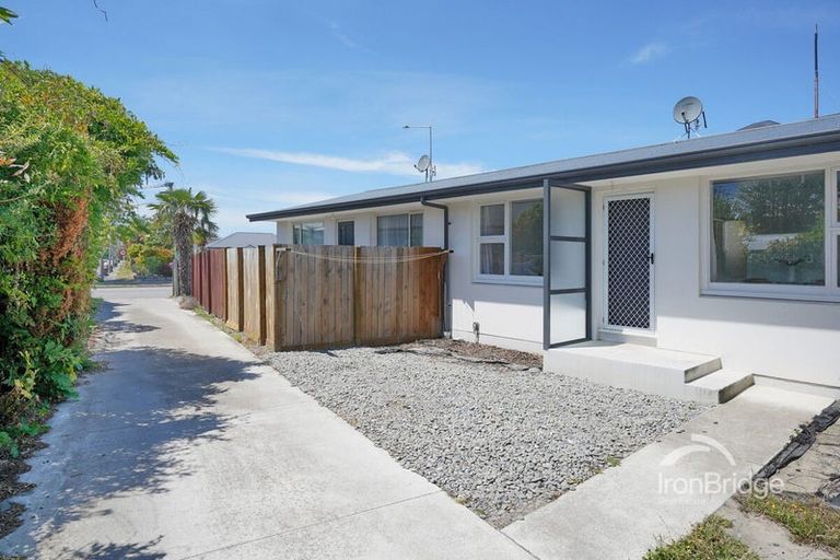 Photo of property in 2/123 Hills Road, Edgeware, Christchurch, 8013