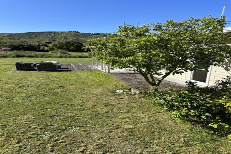 Photo of property in 17 Nunu Drive, Flat Point, Masterton, 5883