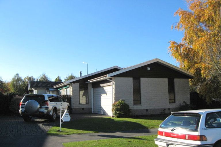 Photo of property in 64 Sarabande Avenue, Redwood, Christchurch, 8051