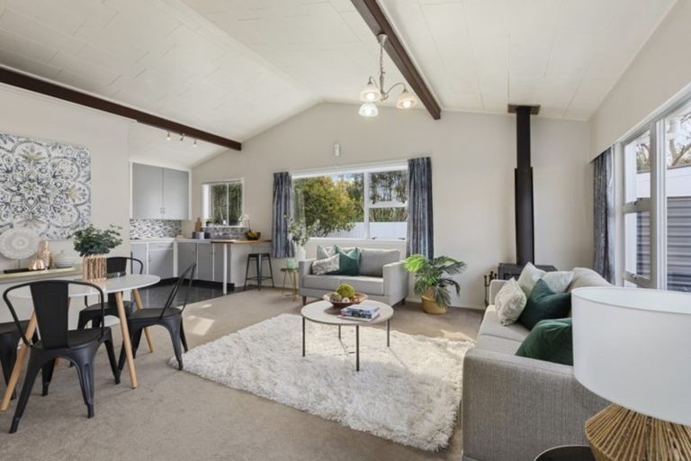 Photo of property in 6a Korau Grove, Stokes Valley, Lower Hutt, 5019