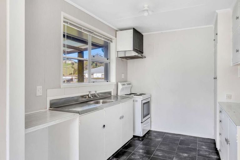 Photo of property in 77 Ranfurly Street, Kaiti, Gisborne, 4010