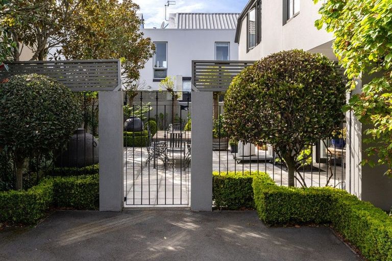 Photo of property in 10 Beveridge Street, Christchurch Central, Christchurch, 8013