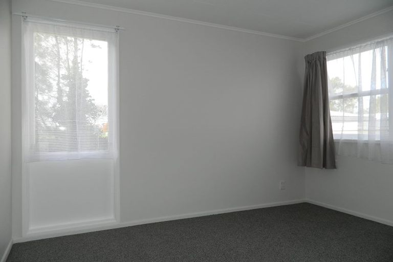Photo of property in 56 Cascades Road, Pakuranga Heights, Auckland, 2010