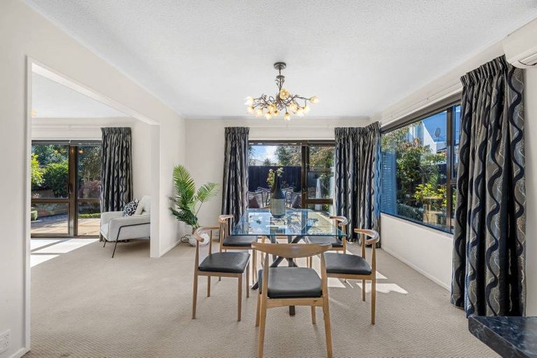 Photo of property in 8a Freyberg Avenue, Riccarton, Christchurch, 8011