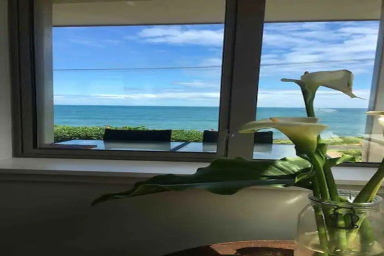 Photo of property in 38 The Parade, Paekakariki, 5034