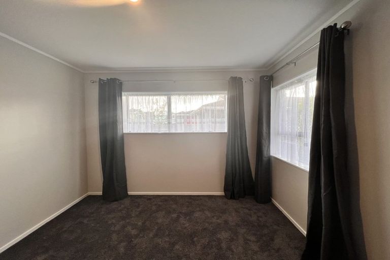 Photo of property in 221b Queen Street, Pukekohe, 2120
