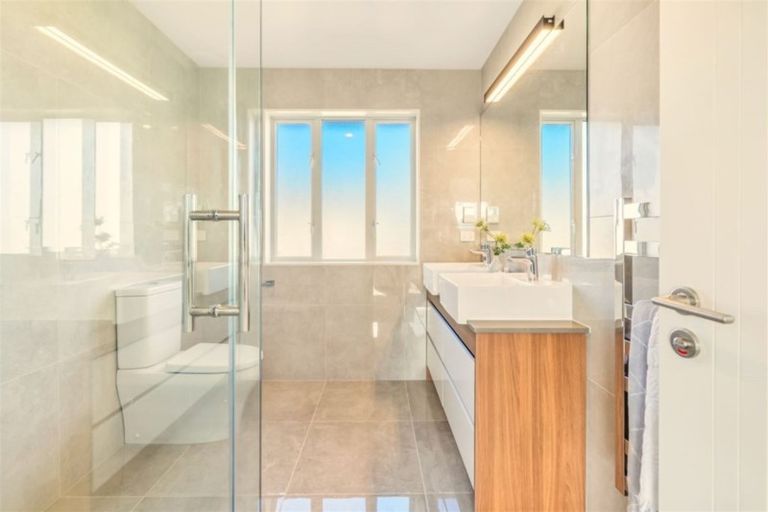 Photo of property in 19 Paripari Street, Flat Bush, Auckland, 2019