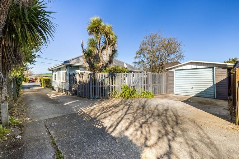 Photo of property in 65 Coopers Road, Dallington, Christchurch, 8061