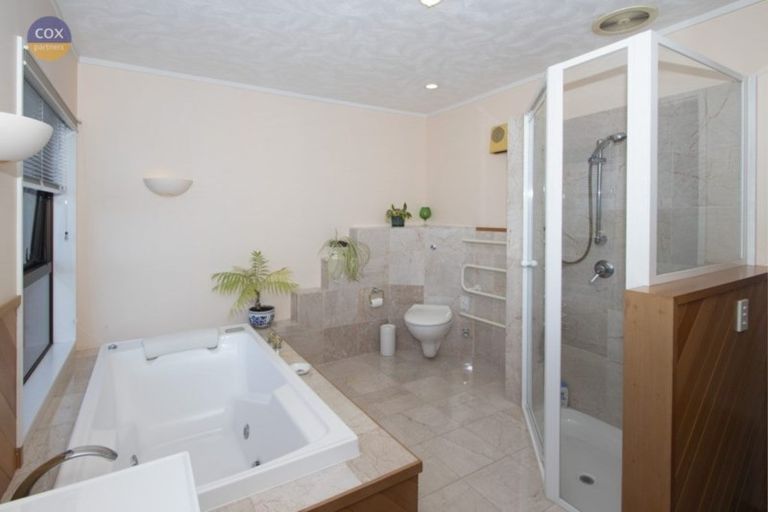 Photo of property in 19 Delhi Road, Hospital Hill, Napier, 4110