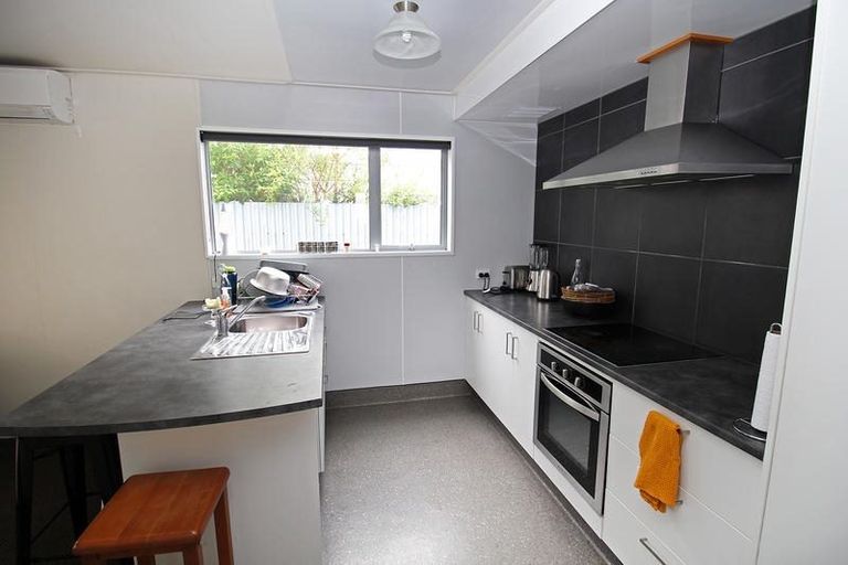 Photo of property in 24 Hyde Street, North Dunedin, Dunedin, 9016