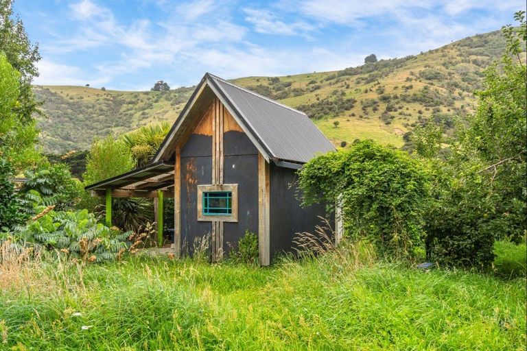 Photo of property in 1194 Okains Bay Road, Okains Bay, 7583