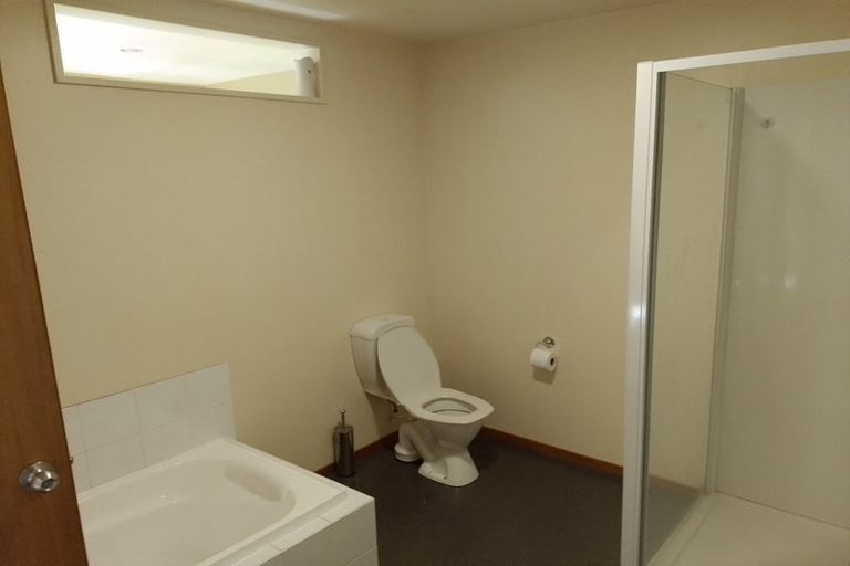 Photo of property in 5/25 Grove Road, Addington, Christchurch, 8024