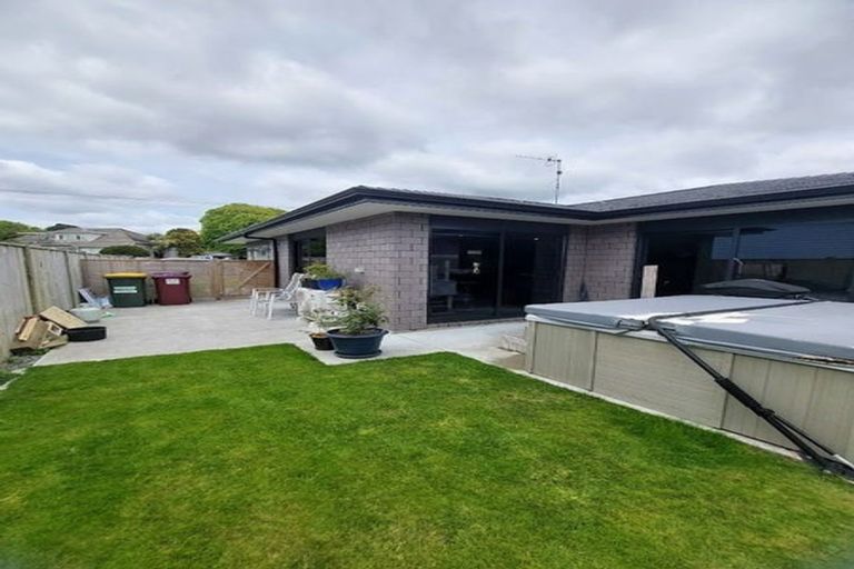 Photo of property in 131 Cambridge Street, Levin, 5510