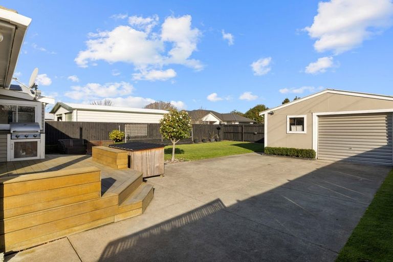Photo of property in 72 Birchfield Avenue, Dallington, Christchurch, 8061