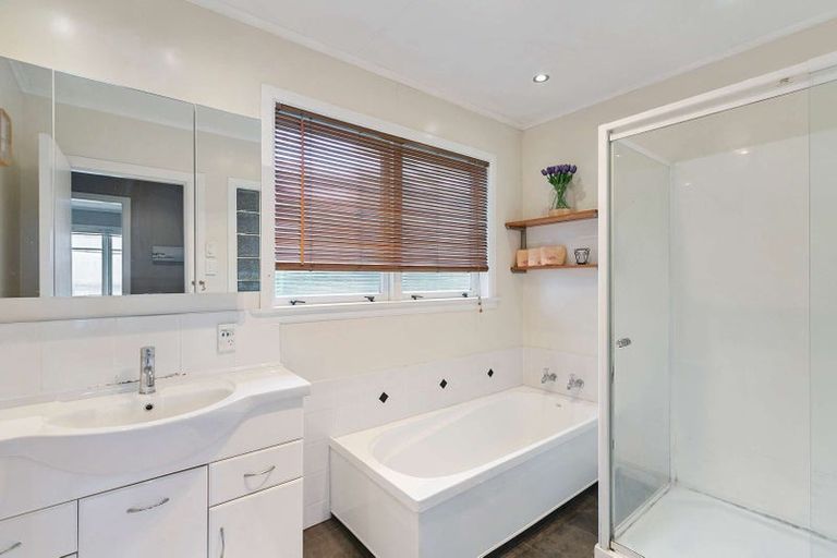 Photo of property in 31 Beach Road, Pahurehure, Papakura, 2113