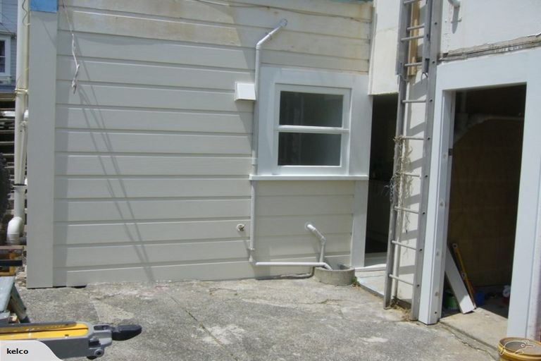 Photo of property in 24 Brougham Street, Mount Victoria, Wellington, 6011