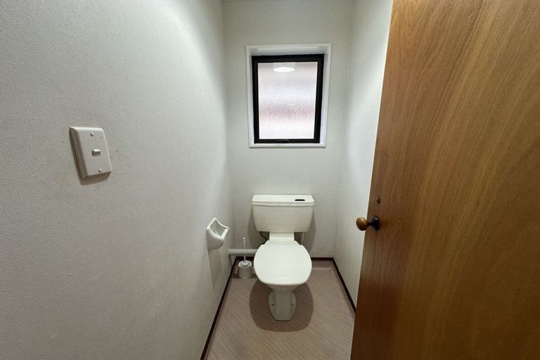 Photo of property in 52 Mcparland Street, Ebdentown, Upper Hutt, 5018