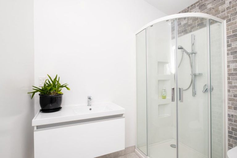 Photo of property in 28 France Road, Bluff Hill, Napier, 4110