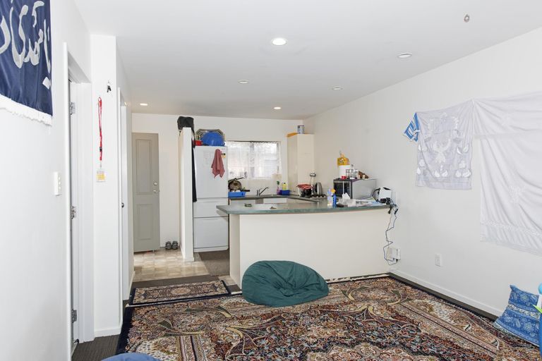 Photo of property in 6/36 West Coast Road, Glen Eden, Auckland, 0602