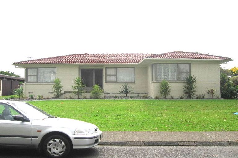 Photo of property in 19 The Crest, Sunnyhills, Auckland, 2010