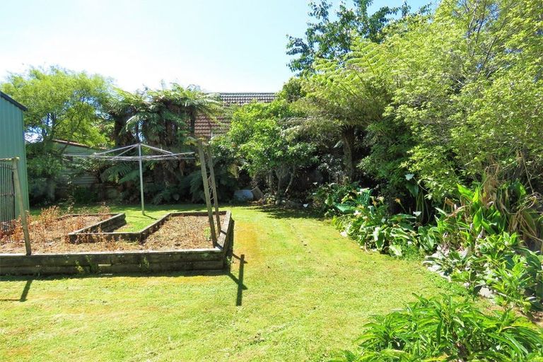 Photo of property in 43 Queen Street, Westport, 7825