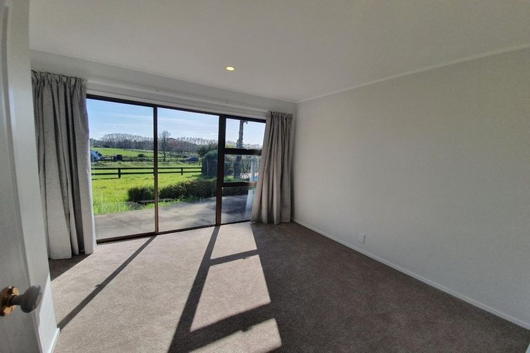 Photo of property in 143 Hamlin Road, Ardmore, Papakura, 2582