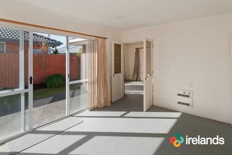 Photo of property in 2/4 Mull Place, Broomfield, Christchurch, 8042