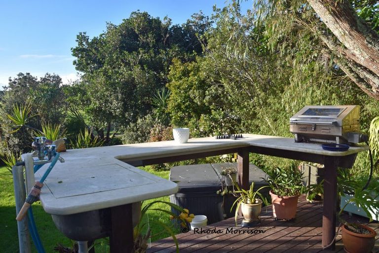 Photo of property in 46 Sandy Beach Road, Tinopai, Matakohe, 0593