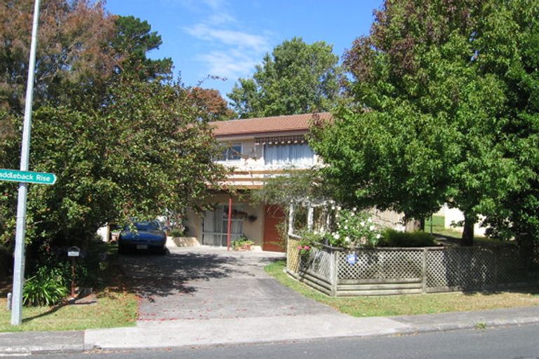 Photo of property in 44 Saddleback Rise, Murrays Bay, Auckland, 0630