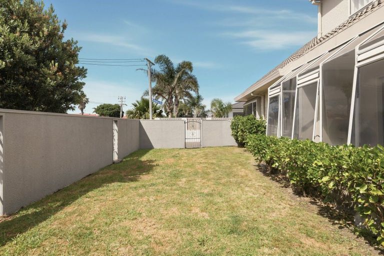 Photo of property in 1 Omanu Court, Mount Maunganui, 3116
