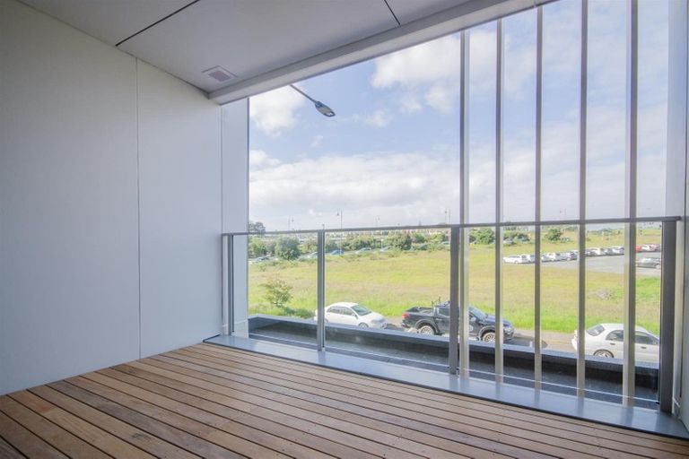 Photo of property in 202/7 Kaipiho Lane, Albany, Auckland, 0632